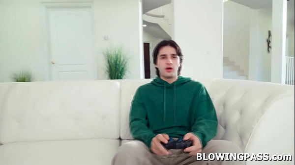 Stepmom gets me hard then sucks my cock