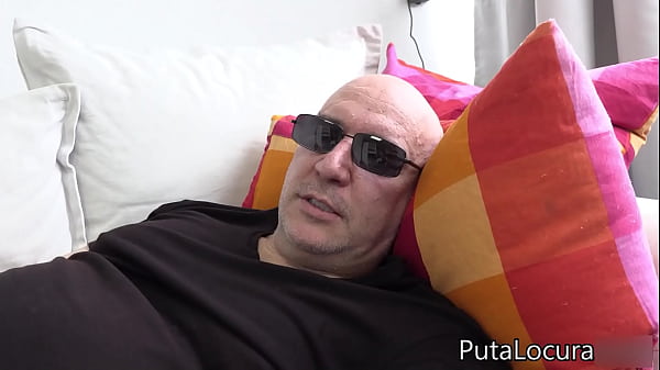 PutaLocura – Madura española Estrella del Sur se atraganta de polla y leche en Mamadas Extremas